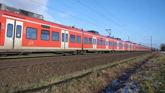 从德国联邦铁路(DB)Osnabrück到汉诺威之间的火车