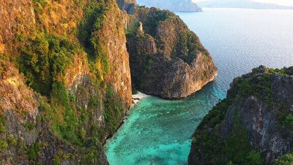泰国皮皮岛的鸟瞰图