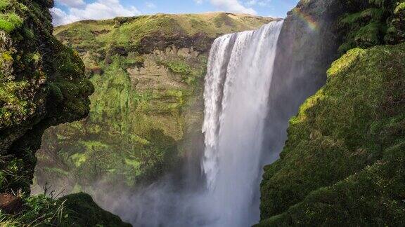 冰岛风景如画的斯科加佛斯瀑布