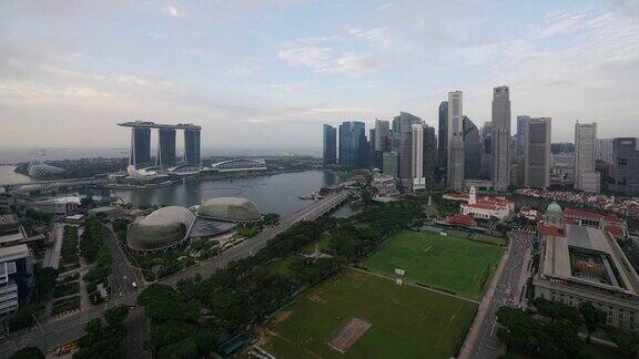 日落时分的新加坡市中心商业区