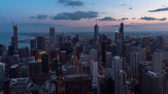 时间流逝鸟瞰图从白天到夜晚的芝加哥