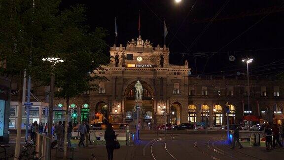 夜间时间苏黎世城著名火车站交通广场全景4k瑞士