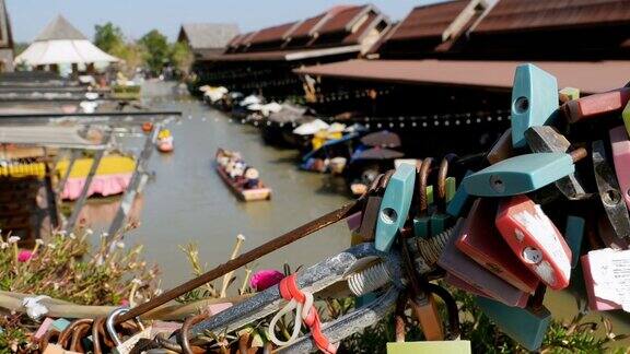 芭堤雅水上市场水上游船泰国亚洲