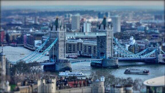 伦敦塔桥开放的时间流逝倾斜移位