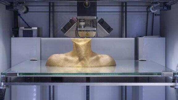 使用3D打印机打印出人工智能的人体半身像