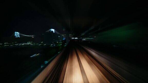 日本东京隧道中百合峰线的时间流逝