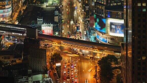 城市夜间高速公路和十字路口车辆运动延时分析