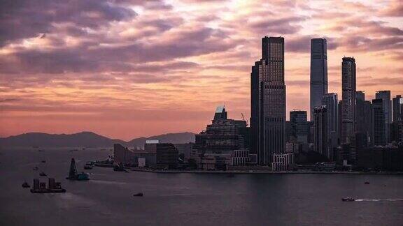 香港九龙区白天到晚上的时间流逝与橙色的日落