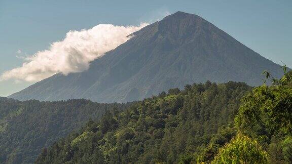 印度尼西亚巴厘岛的阿贡火山