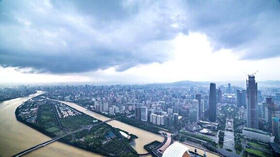 广州市暴雨日落时间