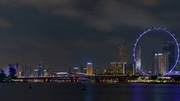4K时间推移:新加坡城市在晚上缩小拍摄