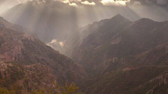 墨西哥马德雷山脉的铜峡谷大自然延时拍摄