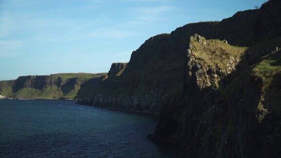 爱尔兰岩石海岸线