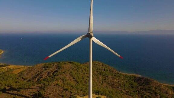风电场位于岛上发电风电场发电风电场在美丽的风景中风电场在自然中工作风电场海景风电场空中风电场