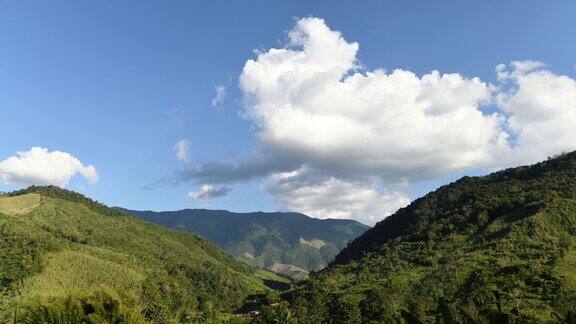 晴朗天气下的南山风景