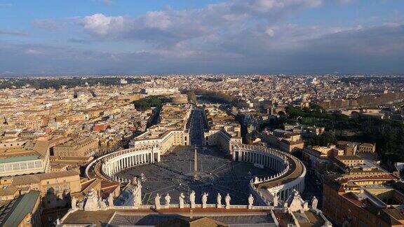 广场圣皮特广场位于圣彼得大教堂的正前方意大利罗马梵蒂冈城