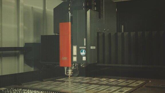 机器人技术和工程工业机床数控等离子激光切割机室内