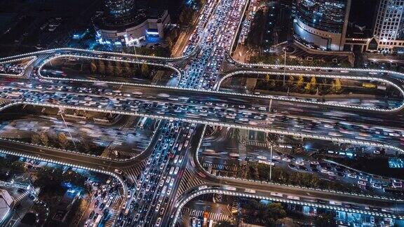 PAN立交桥和城市夜间交通