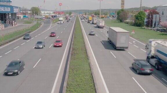 上奥地利高速公路上交通的时间间隔