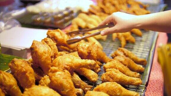泰国街头小吃:炸鸡