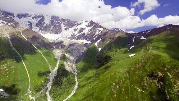 什哈拉冰川鸟瞰图上Svaneti格鲁吉亚高加索山脉