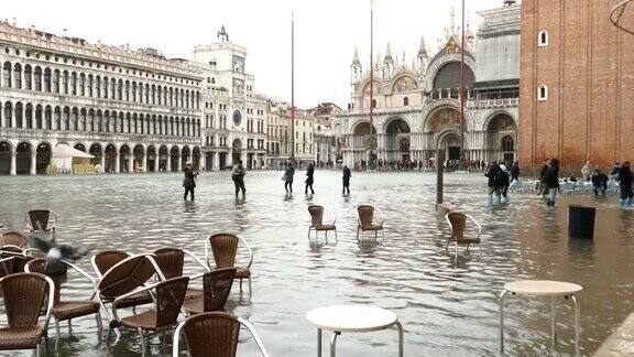 意大利威尼斯圣马克广场发生4K洪水