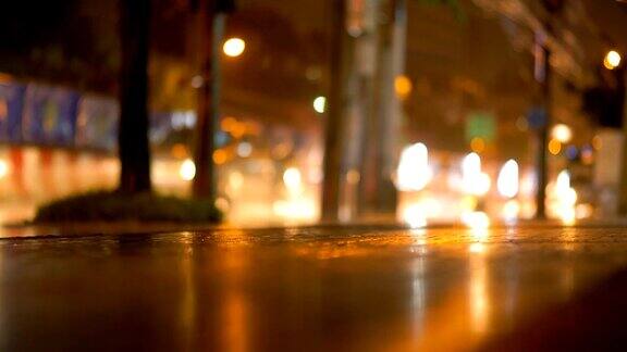 雨夜天气概念交通城市街道沥青路灯照明现代城市的生活方式