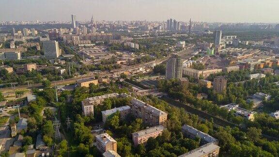 晴天工业莫斯科城市景观空中全景4k超时间推移俄罗斯