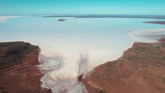 盖尔德纳湖令人惊叹的景观南澳大利亚大盐湖的自然格局空中拉回