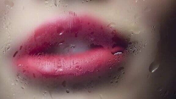 湿玻璃之吻