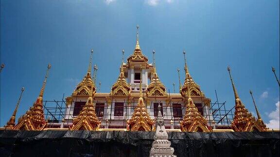 泰国曼谷的佛教寺庙金属城堡