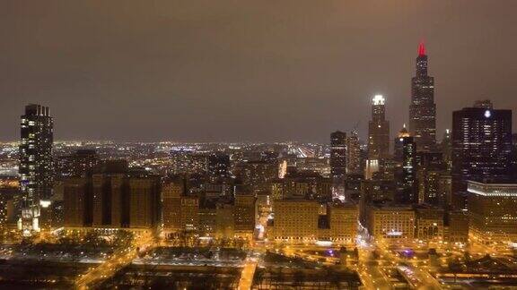 芝加哥冬季夜晚的城市鸟瞰图美国