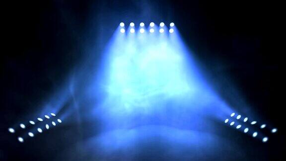 舞台灯光在演播室闪耀无缝循环动画