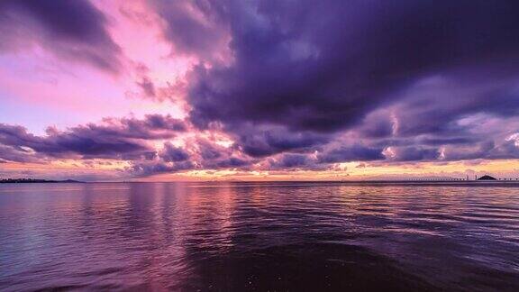 壮观的天空日出云在海上珠海广东省中国