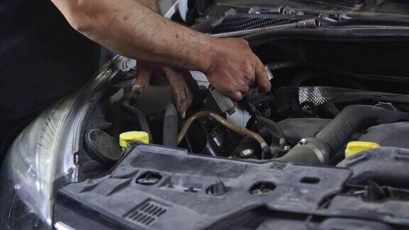 旧车发动机在修理厂的保养和修理
