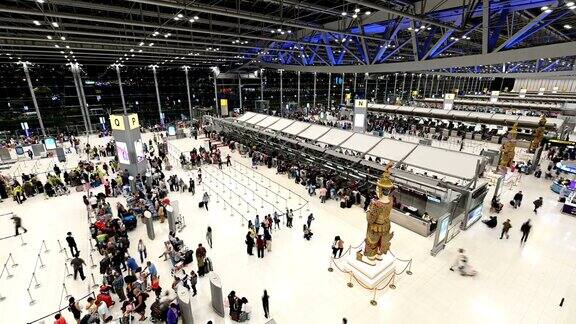 素万那普机场候机楼人员和乘客的4K时间流逝