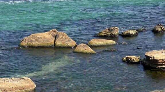 黑海的岩石海滩
