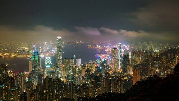 时间流逝香港城市夜景从太平山顶俯瞰香港摩天大楼