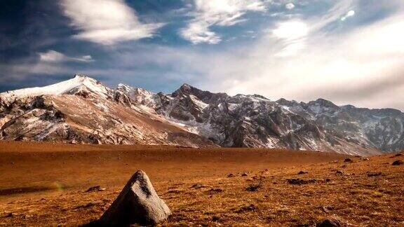 FullHDTimelapse天山山沙拉姆苏Kazahkstan