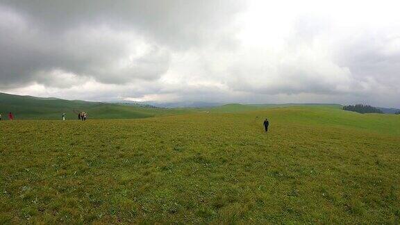 新疆喀拉君大草原