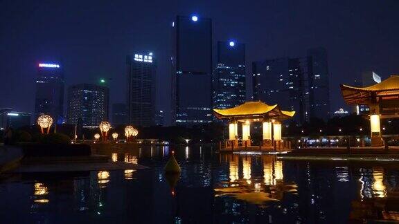 夜光照亮佛山市区著名的公园湾全景4k中国