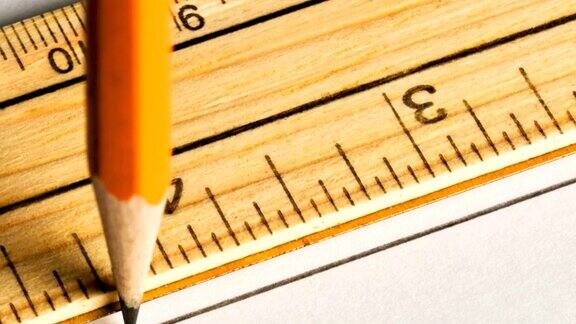 用尺子画一条直线的铅笔