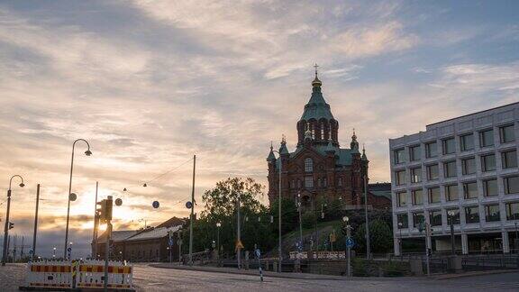 赫尔辛基芬兰时间间隔4K城市日出时间间隔Uspenski大教堂
