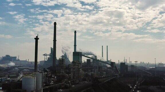 钢铁、能源和煤炭清晨的工业区