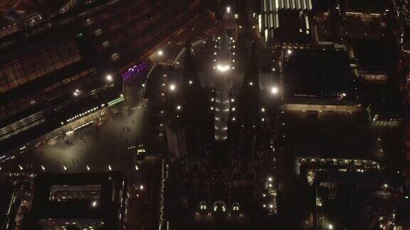 航拍:美丽的德国科隆大教堂夜晚城市光[4K]