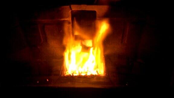 (无缝环)灼热的壁炉