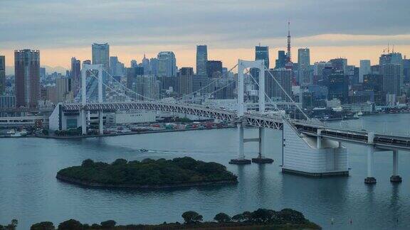 高清延时彩虹桥与东京塔