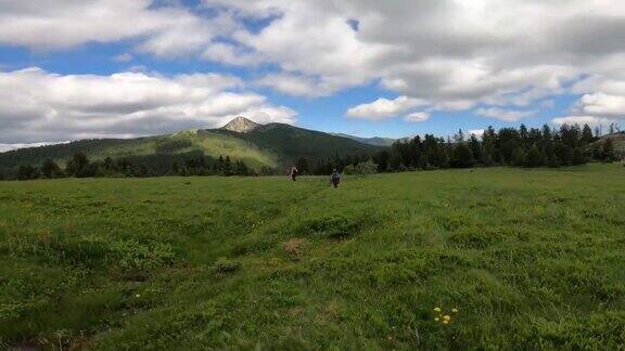 登山