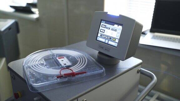 手术室有现代化的设备配备现代化设备的手术室
