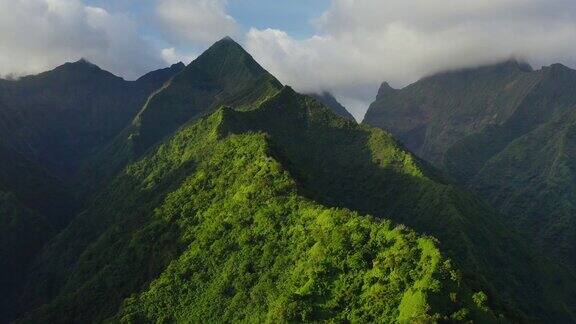 绿色岛峰